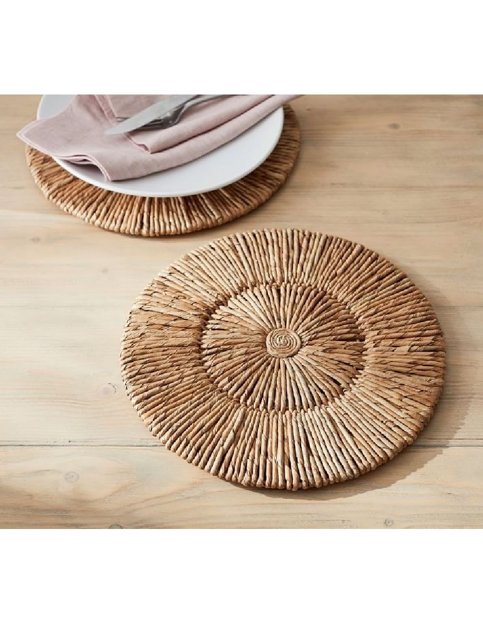 Plato base Malibu Handwoven de ratán