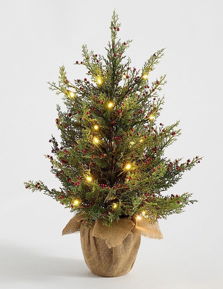 Árbol de navidad Cedar Berry con 25 luces