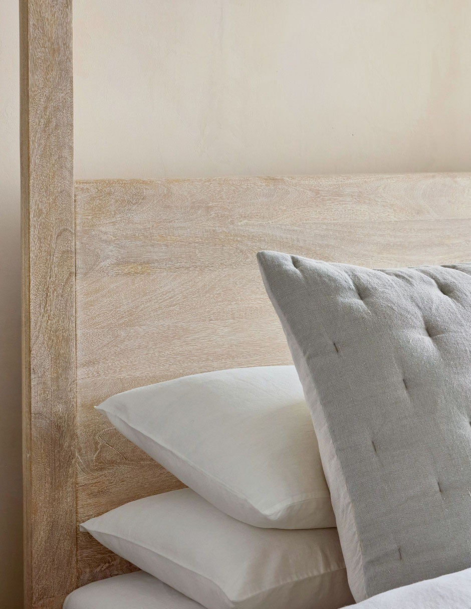 Cama Aptos de madera queen size 4
