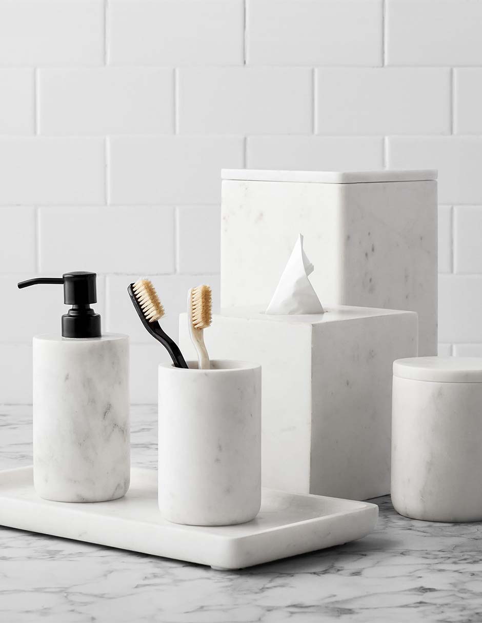 Porta cepillo de dientes Pottery Barn Frost Marble