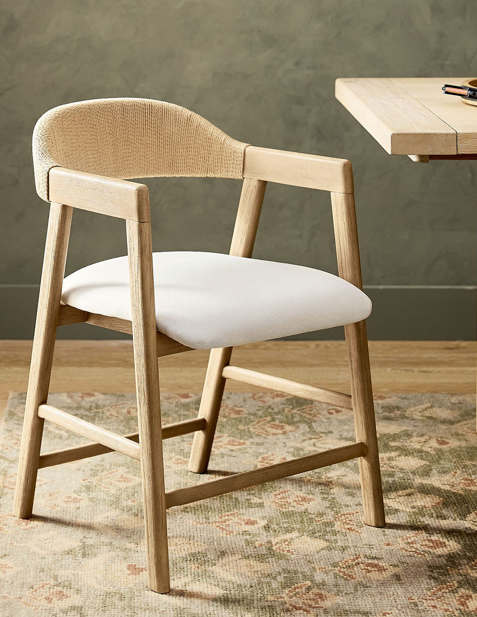 Silla con brazos Nishan de madera de caucho Silla con brazos Nishan de madera de caucho