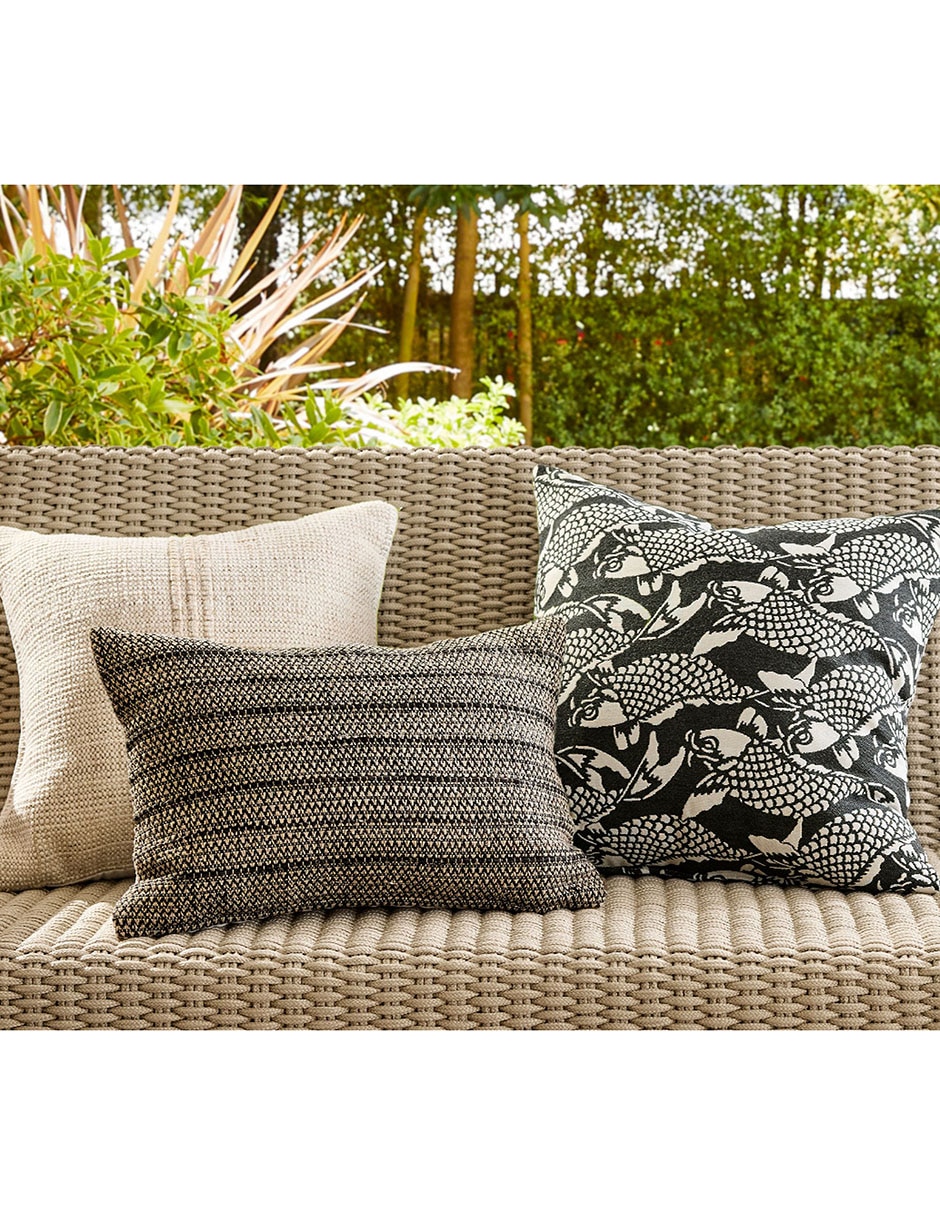 COJÍN PB REEVE, 35.56 X 50.8 CM, GRIS COJÍN PB REEVE, 35.56 X 50.8 CM, GRIS