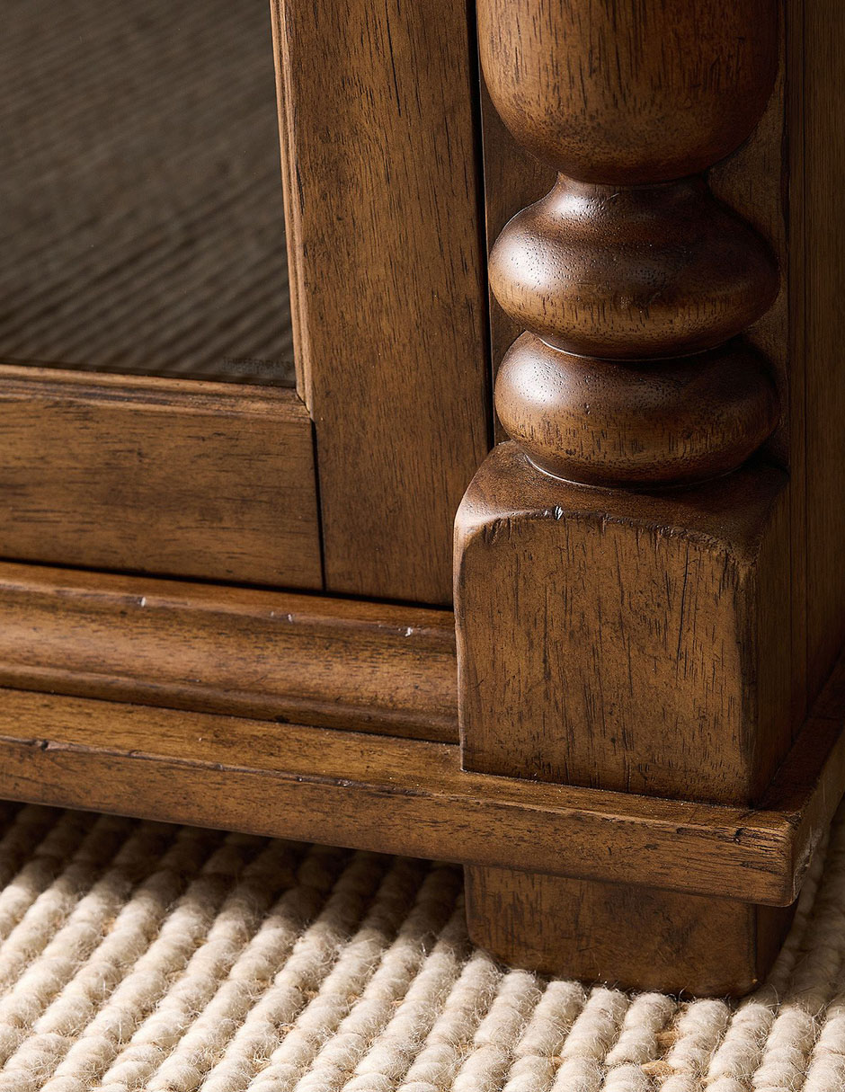 Buffet armable radcliffe. de madera 10